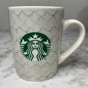 STARBUCKS Mermaid Fish Scales Design Coffee Tea Mug Cup 10oz 2021 White & Gray